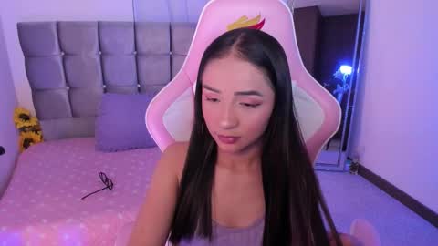 Snapshot of miaa_06 chatting on September 25, 3:10 am mia nicolle online show from September 25, 3:10 am