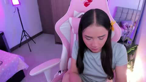 Snapshot of miaa_06 chatting on October 17, 8:55 pm mia nicolle online show from October 17, 8:55 pm