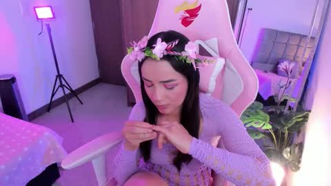 Snapshot of miaa_06 chatting on October 19, 1:39 am mia nicolle online show from October 19, 1:39 am