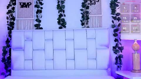 Mia online show from March 3, 11:27 am