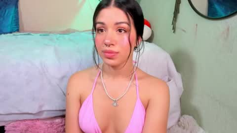 Snapshot of miaa_rose__ chatting on November 6, 7:59 pm Miaa online show from November 6, 7:59 pm