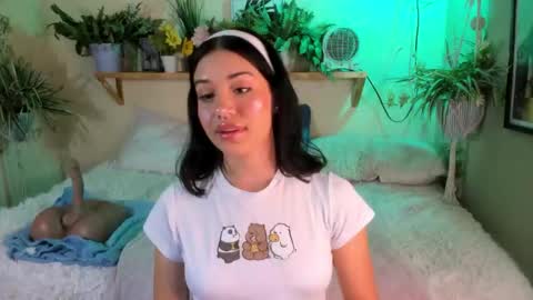 Snapshot of miaa_rose__ chatting on November 8, 3:50 am Miaa online show from November 8, 3:50 am