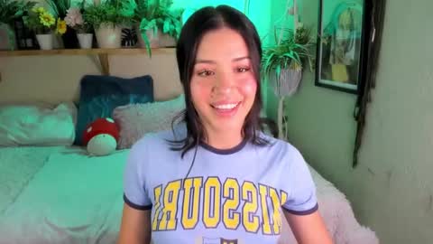 Snapshot of miaa_rose__ chatting on November 25, 8:31 pm Miaa online show from November 25, 8:31 pm