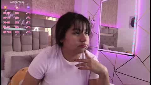 miaa_smiith1 online show from January 18, 11:43 am