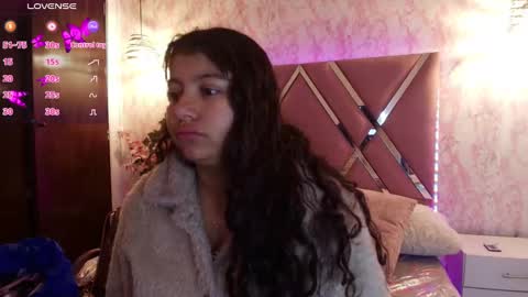 miaa_smiith1 online show from March 10, 12:15 pm