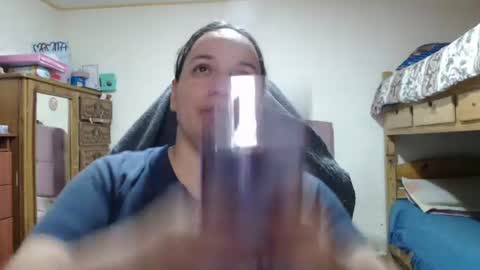 Snapshot of miaabrownn chatting on June 10, 9:14 pm MIA online show from June 10, 9:14 pm
