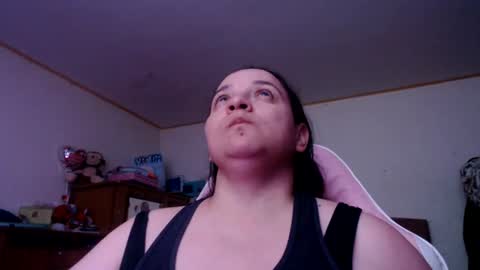 Snapshot of miaabrownn chatting on June 26, 3:44 am MIA online show from June 26, 3:44 am