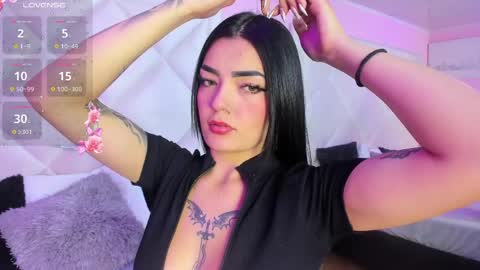 Alexandra online show from April 7, 9:15 pm