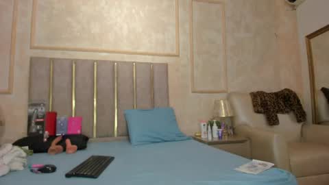 Snapshot of miaasummer chatting on May 25, 11:16 am Miaasummer online show from May 25, 11:16 am