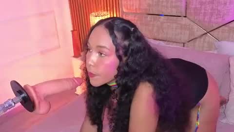 Snapshot of miablackrose chatting on July 28, 4:52 am miablackrose online show from July 28, 4:52 am