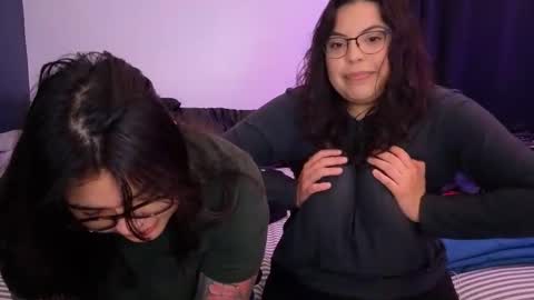 Mia online show from March 8, 1:47 am