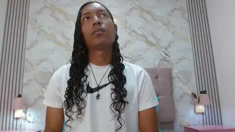 MiaCoock online show from January 13, 1:05 pm