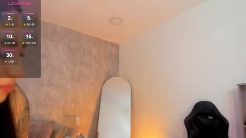 miacooper online show from October 20, 12:05 pm