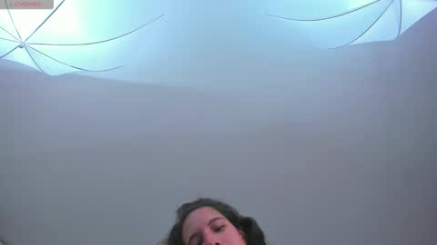Snapshot of miacours chatting on May 30, 4:15 pm MiaCours online show from May 30, 4:15 pm