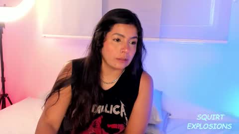 IG Yojanagomez  online show from December 3, 12:36 pm