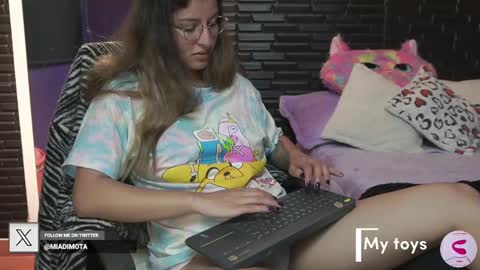 Mia online show from February 23, 5:34 am