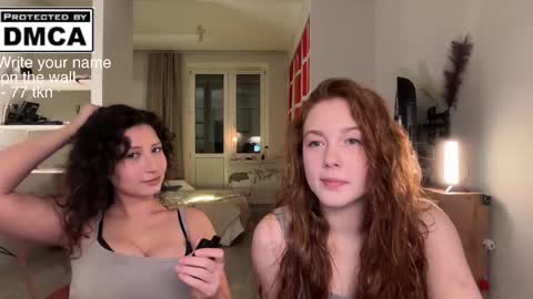 Mia online show from March 12, 7:53 pm