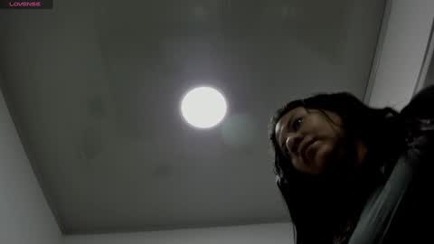 Miah Collins online show from February 1, 8:50 am