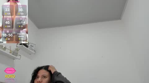 Miah Collins online show from December 2, 11:59 am