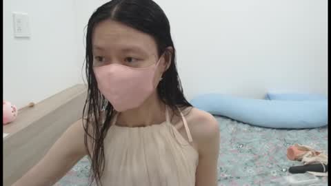 Snapshot of miahchan68 chatting on October 15, 9:15 pm miahchan68 online show from October 15, 9:15 pm