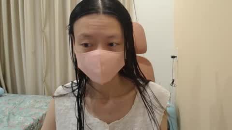 miahchan68 online show from January 12, 9:25 am