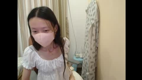 Snapshot of miahchan68 chatting on July 24, 4:10 am miahchan68 online show from July 24, 4:10 am
