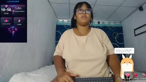 miajoseph_ online show from May 2, 3:33 am