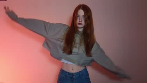 Snapshot of miakeler chatting on January 31, 7:29 pm milanaaaa online show from January 31, 7:29 pm