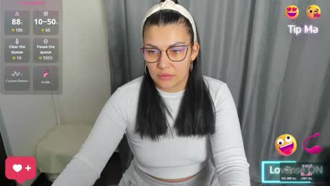 Mia Kittyy online show from February 28, 10:55 pm