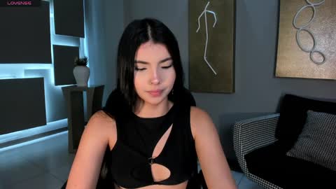 Call me Mia  online show from April 12, 11:37 am