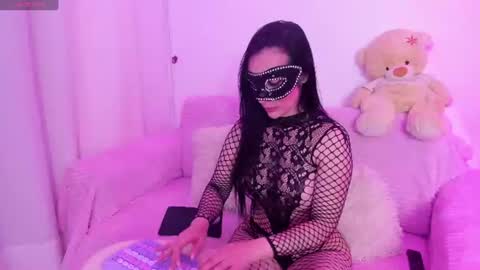 Mia online show from June 19, 2:16 am