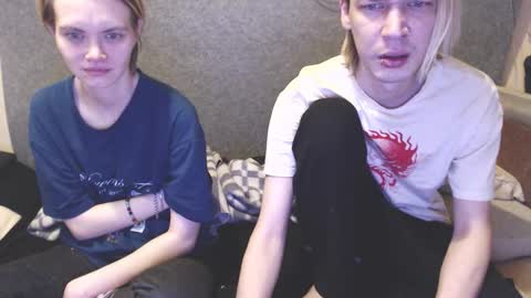 Snapshot of mialy_slim chatting on November 17, 2:17 am mialy_slim online show from November 17, 2:17 am