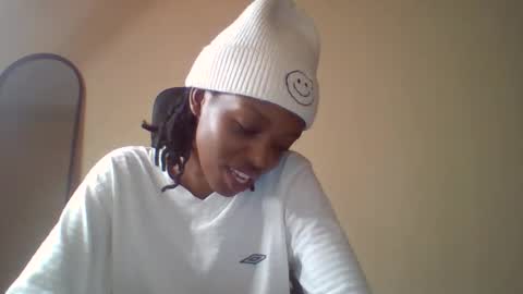 Muffin online show from March 26, 3:28 pm