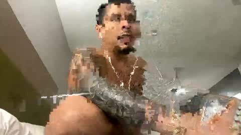 Snapshot of miamiclos1 chatting on December 30, 4:31 am miamiclos1 online show from December 30, 4:31 am