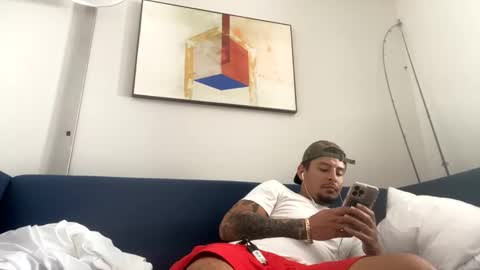 Snapshot of miamiclos1 chatting on January 31, 5:53 pm miamiclos1 online show from January 31, 5:53 pm