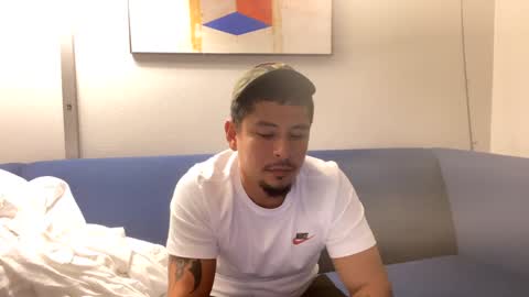 Snapshot of miamiclos1 chatting on February 5, 3:23 am miamiclos1 online show from February 5, 3:23 am