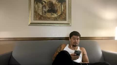 Snapshot of miamiclos1 chatting on February 26, 2:25 pm miamiclos1 online show from February 26, 2:25 pm