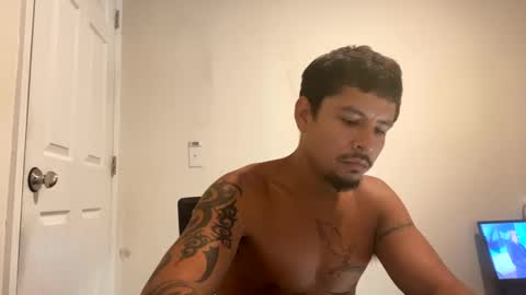 Snapshot of miamiclos1 chatting on September 9, 11:32 am miamiclos1 online show from September 9, 11:32 am