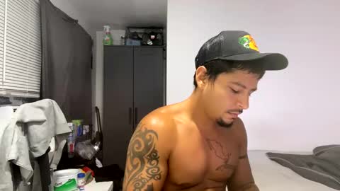 Snapshot of miamiclos1 chatting on September 23, 11:24 am miamiclos1 online show from September 23, 11:24 am