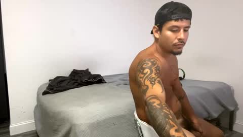 Snapshot of miamiclos1 chatting on September 24, 2:20 pm miamiclos1 online show from September 24, 2:20 pm