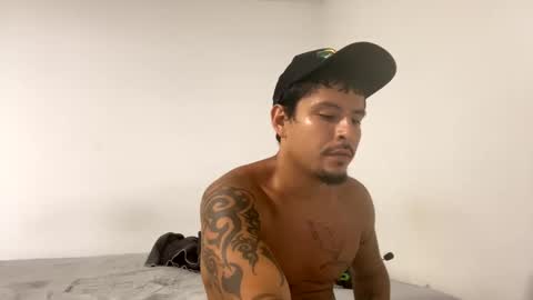 Snapshot of miamiclos1 chatting on September 28, 7:41 pm miamiclos1 online show from September 28, 7:41 pm