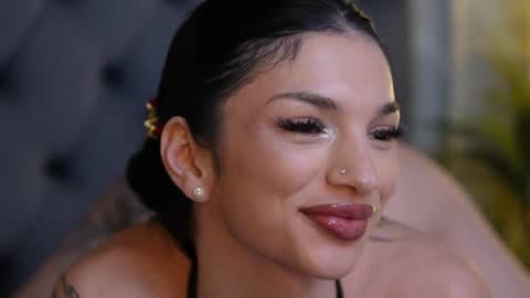 Snapshot of miamicoffee chatting on December 18, 8:26 pm Miami online show from December 18, 8:26 pm