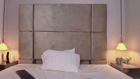 Mia  online show from January 30, 4:06 am