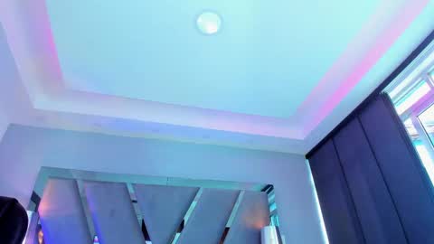 miamirage_ online show from October 17, 12:52 pm