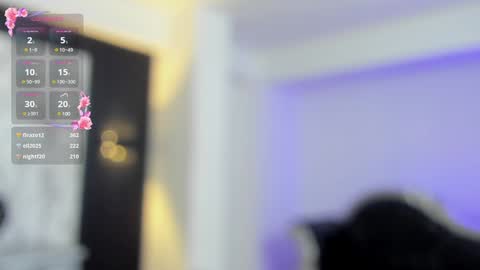 Snapshot of miamontoya chatting on February 1, 4:11 pm Mia   -5 7001400 Follow  online show from February 1, 4:11 pm