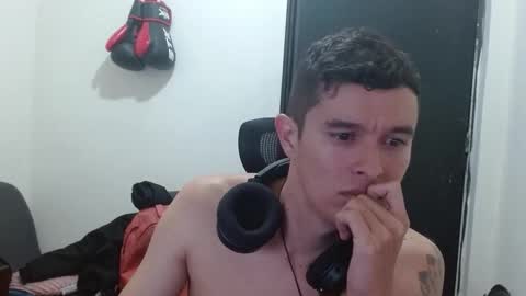 miaou_miaou online show from October 11, 10:52 pm