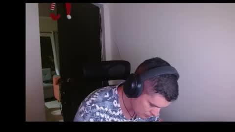 miaou_miaou online show from April 6, 11:38 pm