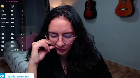 MIAPORTMANN online show from December 2, 12:51 pm