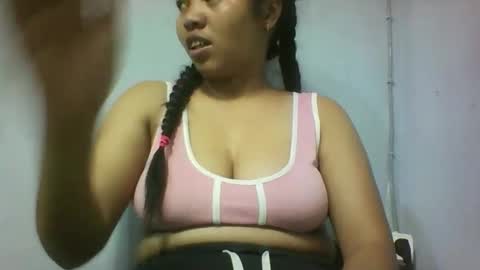 miarii online show from November 16, 5:18 pm