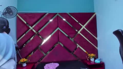 Snapshot of miarous69 chatting on February 18, 4:08 am MiaRouse online show from February 18, 4:08 am